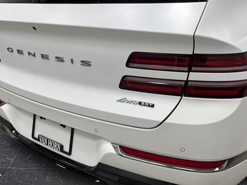 Used 2024 Genesis GV80 3.5T Prestige Signature AWD/4WD image 42