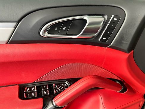 Certified 2018 Porsche Cayenne GTS image 29