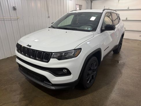New 2026 Jeep Compass Latitude AWD/4WD image 4