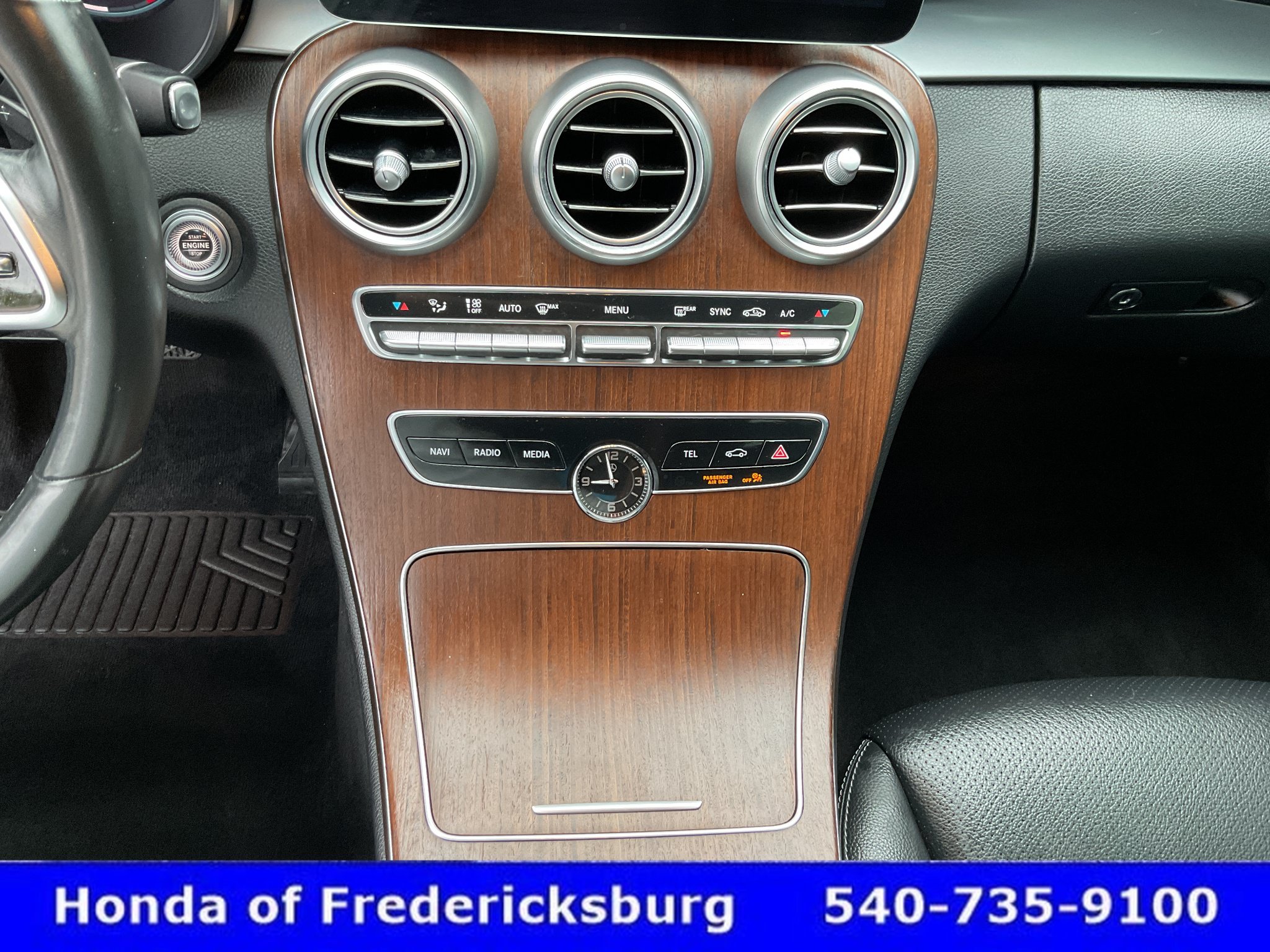 Used 2020 Mercedes-Benz C 300 4MATIC Sedan image 32