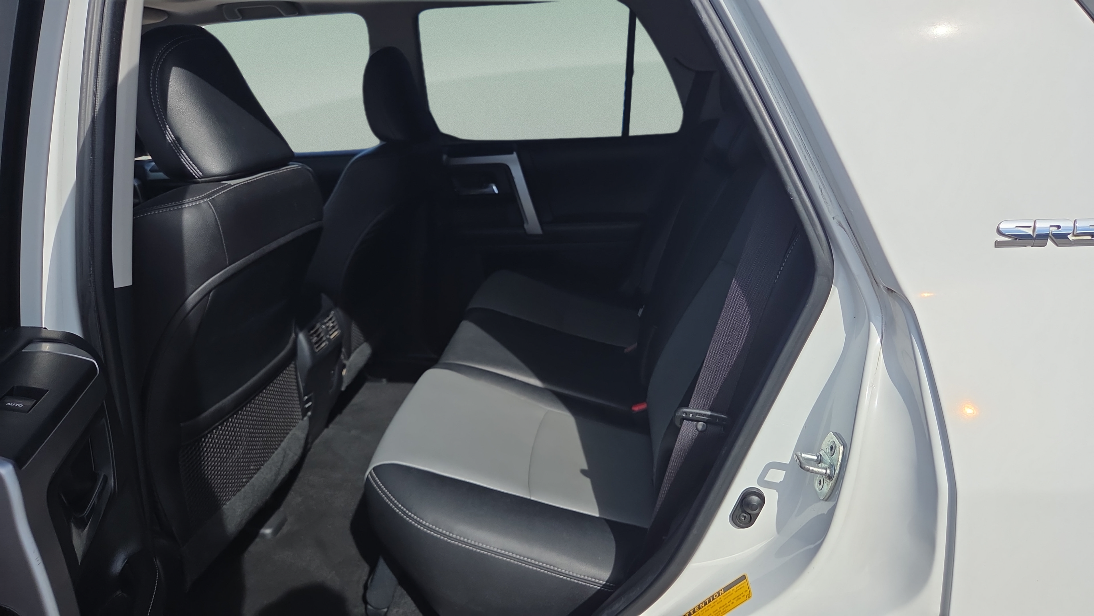 Used 2017 Toyota 4Runner SR5 Premium RWD image 11