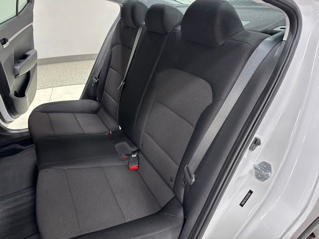 Used 2020 Hyundai Elantra SE w/ Cargo Package (C1) FWD image 23