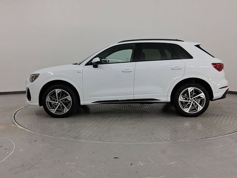 New 2025 Audi Q3 2.0T Premium image 2