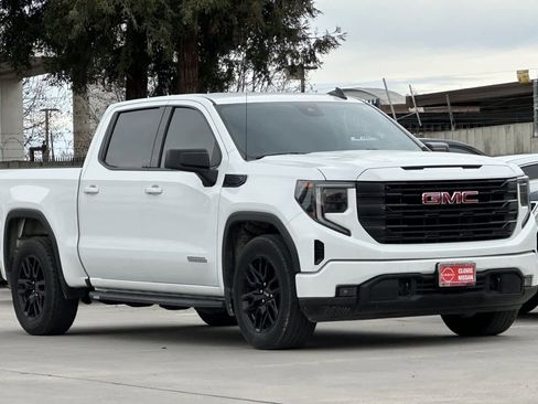 Used 2023 GMC Sierra 1500 Elevation image 10