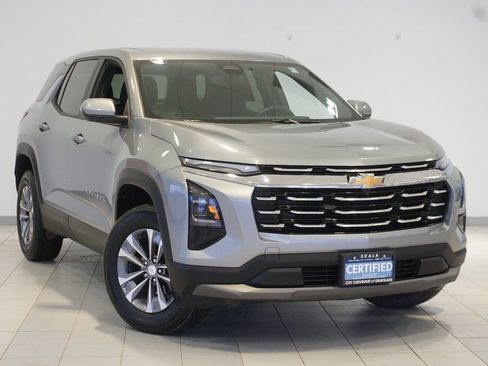 Certified 2025 Chevrolet Equinox LT image 2