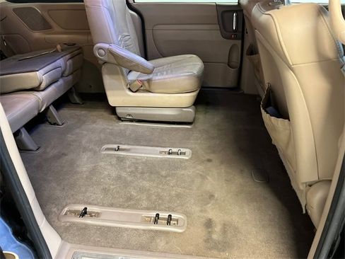 Used 2012 Kia Sedona EX w/ Luxury Pkg image 13