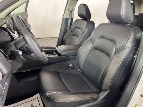 Used 2023 Nissan Pathfinder SL w/ SL Premium Package FWD image 20