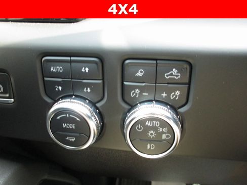 Used 2022 GMC Sierra 1500 AT4 w/ AT4 Premium Package image 30