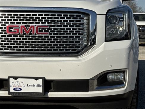 Used 2017 GMC Yukon Denali w/ Open Road Package image 8