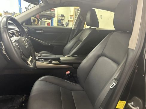 Used 2014 Lexus IS 350 w/ Navigation Package image 13