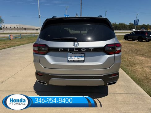 New 2026 Honda Pilot EX-L image 5