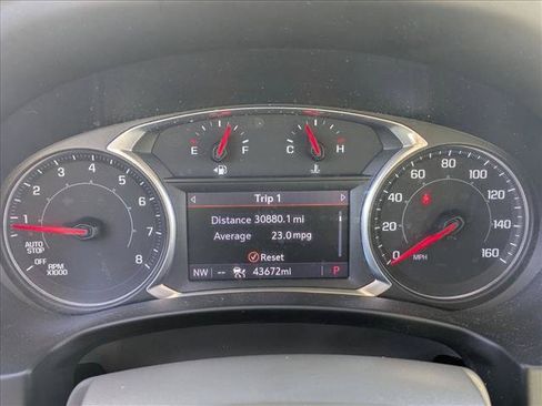Used 2019 GMC Terrain Denali w/ Advanced Safety Package FWD image 10