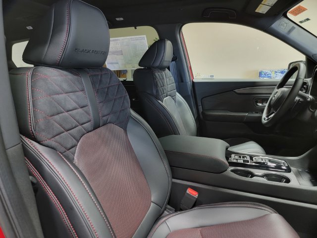 New 2026 Honda Pilot Black Edition image 15