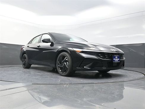 New 2026 Hyundai Elantra SEL Sport image 30