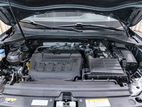 Certified 2024 Volkswagen Tiguan SE R-Line AWD/4WD image 23