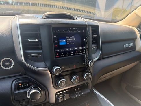 Used 2019 RAM 1500 Big Horn RWD image 4