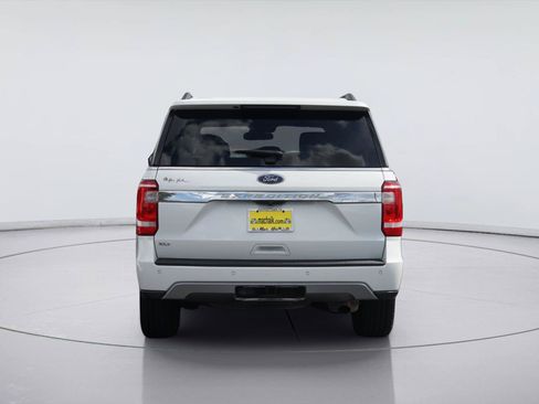 Used 2020 Ford Expedition XLT w/ Equipment Group 202A RWD image 7