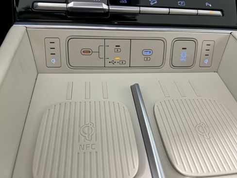 Certified 2025 Hyundai Santa Fe Calligraphy image 23