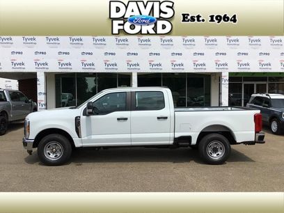 New 2025 Ford F250 XL w/ XL Chrome Package