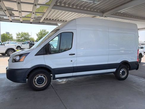 Used 2019 Ford Transit 250 148 High Roof RWD image 4