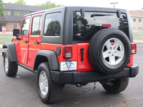 Used 2013 Jeep Wrangler Unlimited Sport AWD/4WD image 7