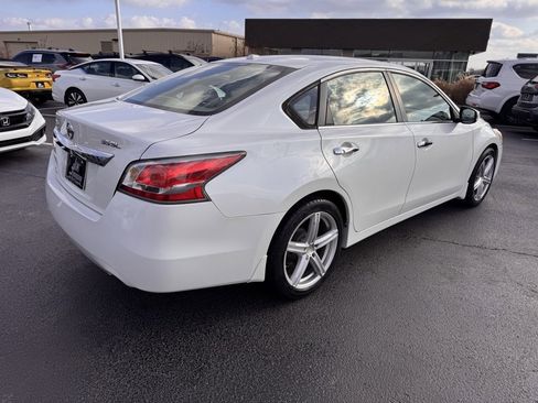 Used 2014 Nissan Altima 3.5 SL w/ Technology Package image 5