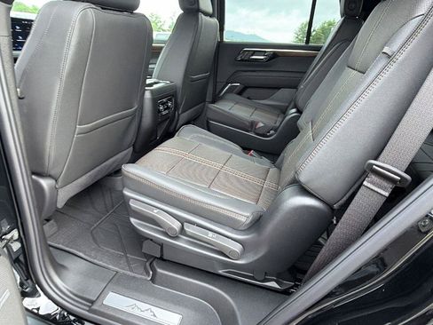 New 2026 Chevrolet Tahoe High Country w/ Sun And Tow Package AWD/4WD image 19