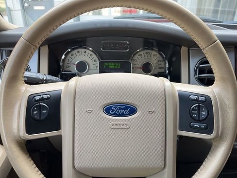 Used 2012 Ford Expedition EL XLT image 6
