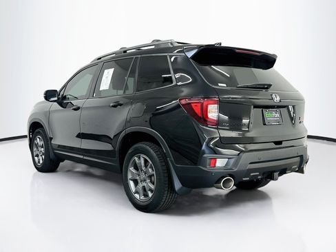 Used 2025 Honda Passport TrailSport image 5