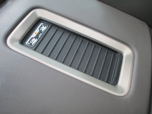 Used 2018 GMC Yukon XL Denali w/ Open Road Package image 33