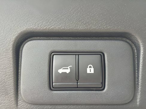 Used 2023 Nissan Rogue SL w/ SL Premium Package AWD/4WD image 7