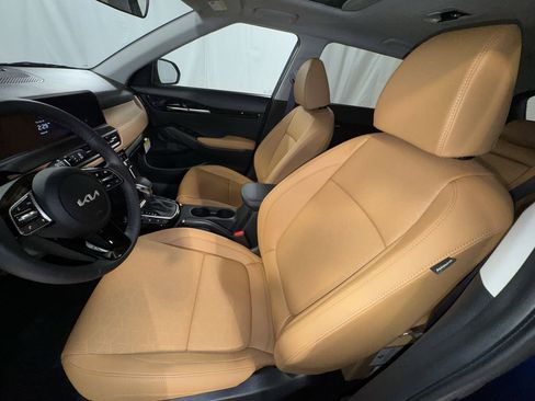 New 2026 Kia Seltos EX image 13