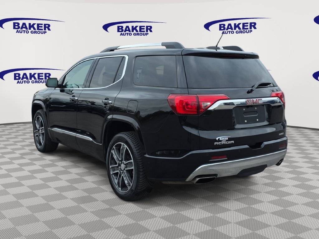 Used 2017 GMC Acadia Denali w/ Technology Package AWD/4WD image 7