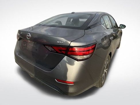 Used 2023 Nissan Sentra SV image 9