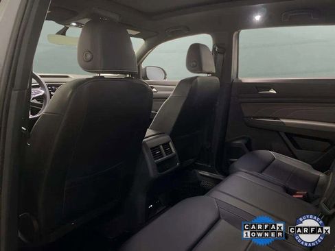 Used 2023 Volkswagen Atlas Cross Sport SE w/ Panoramic Sunroof Package image 18