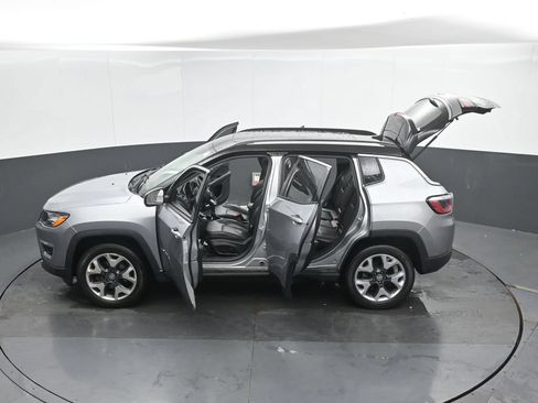 Used 2018 Jeep Compass Limited AWD/4WD image 49