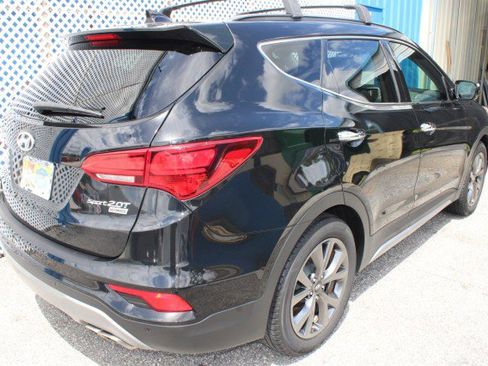 Used 2017 Hyundai Santa Fe Sport FWD image 3