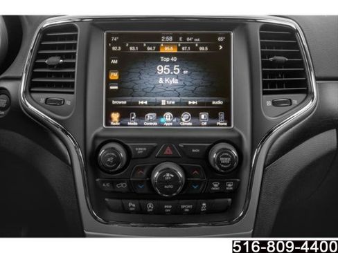 Used 2021 Jeep Grand Cherokee Laredo AWD/4WD image 14