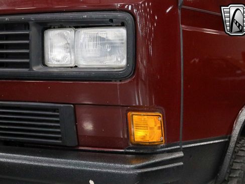 Used 1989 Volkswagen Vanagon image 8