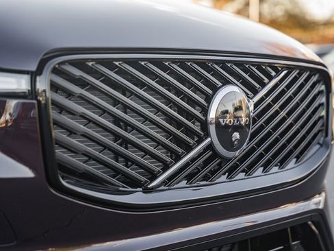 New 2026 Volvo XC60 B5 Ultra w/ Protection Package Premier image 11