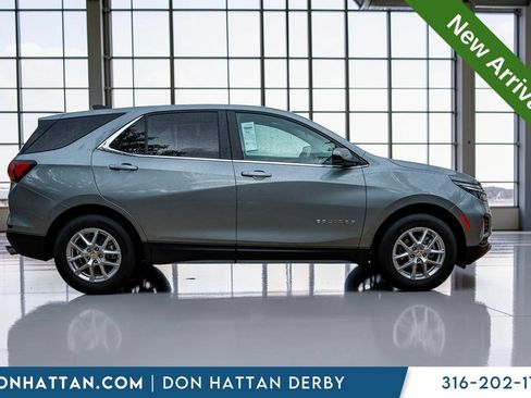 Used 2024 Chevrolet Equinox LT w/ LPO, Floor Liner Package FWD image 32