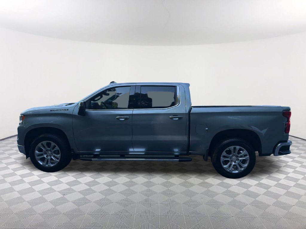 Used 2025 Chevrolet Silverado 1500 LTZ RWD image 8