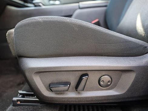 Used 2024 Nissan Rogue SV FWD image 16