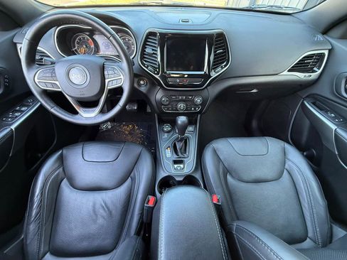 Used 2019 Jeep Cherokee High Altitude image 9