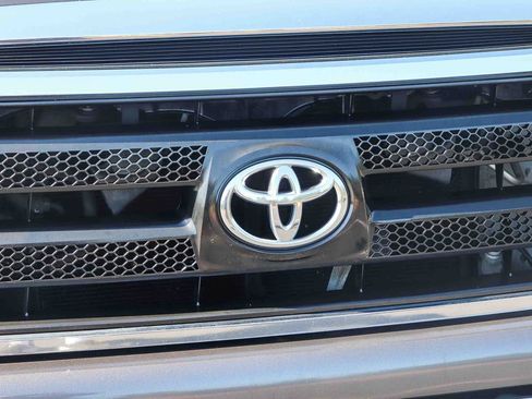 Used 2013 Toyota Tundra 2WD CrewMax w/ Tow Pkg image 12