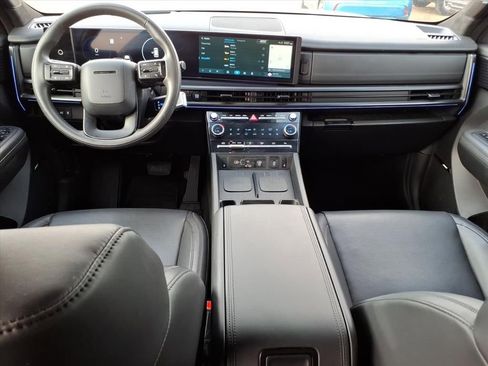 Used 2024 Hyundai Santa Fe Calligraphy image 13