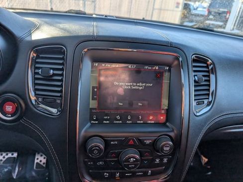 Used 2018 Dodge Durango SRT w/ SRT Interior Appearance Group image 17