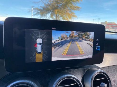 Used 2021 Mercedes-Benz GLC 300 image 22