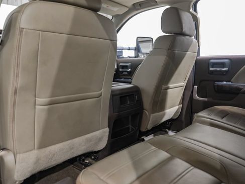 Used 2016 GMC Sierra 2500 Denali w/ Duramax Plus Package AWD/4WD image 35