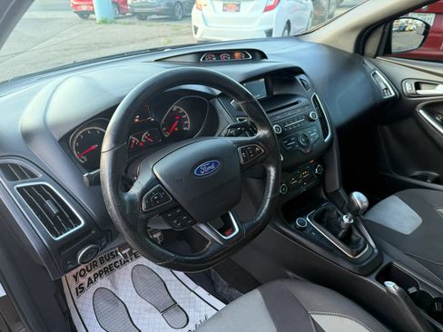 Used 2017 Ford Focus ST FWD image 11